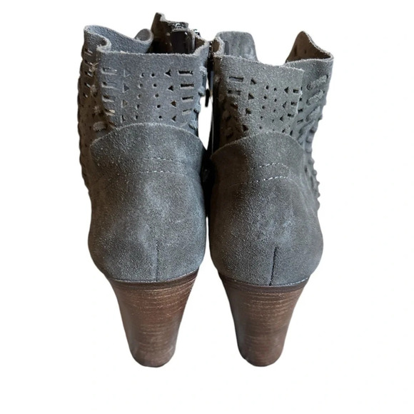 Vince Camuto Fenyia Dark Gray Suede Block Heel Ankle Booties- Women’s 8 - Picture 6 of 13